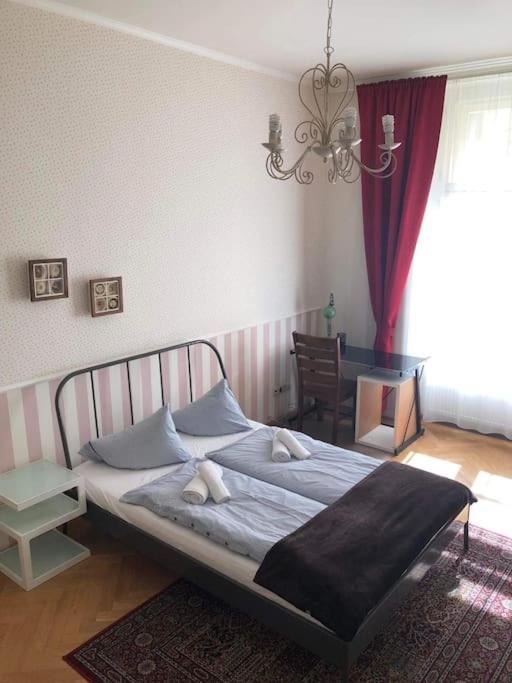 Prague Vysehradska Apartment Luaran gambar