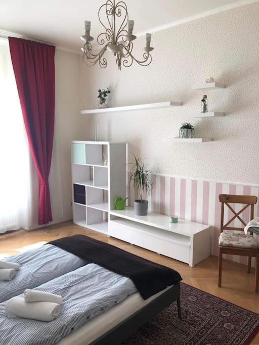 Prague Vysehradska Apartment Luaran gambar