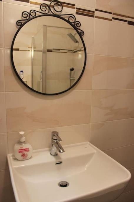 Prague Vysehradska Apartment Luaran gambar